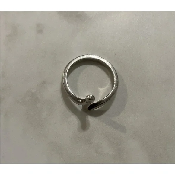 James Avery Sterling Silver Script Initial “I” Ring Letter SIZE 6.5 - Picture 3 of 6